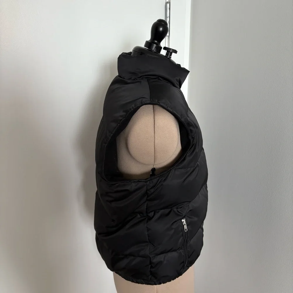 VTG Old Navy Womens Teen Puffer Vest Size Large Black Pink Down Feathers Comfy